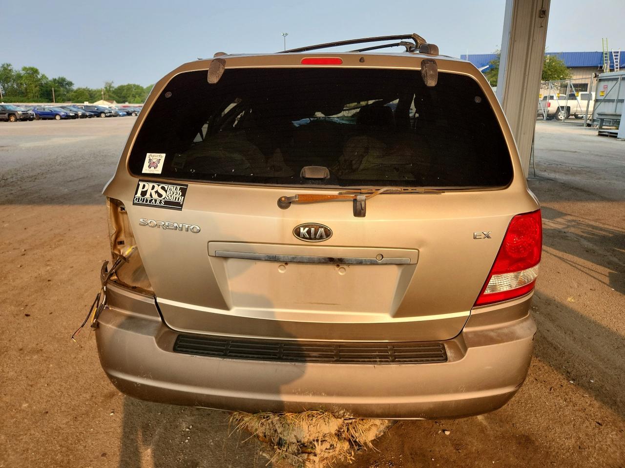 2006 Kia Sorento Lx Tan vin: KNDJC733665551281