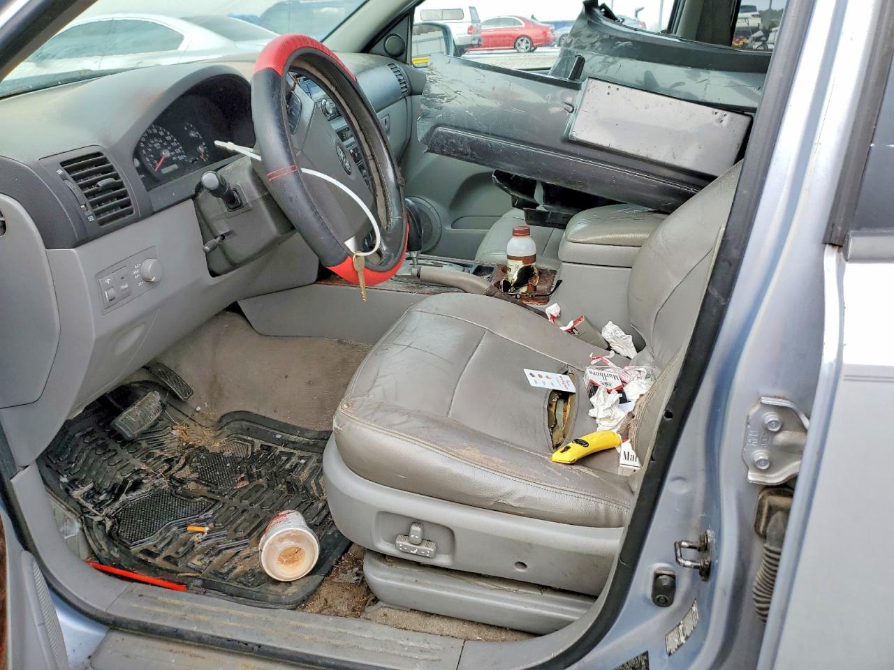 2005 Kia Sorento Lx Silver vin: KNDJC733755366476