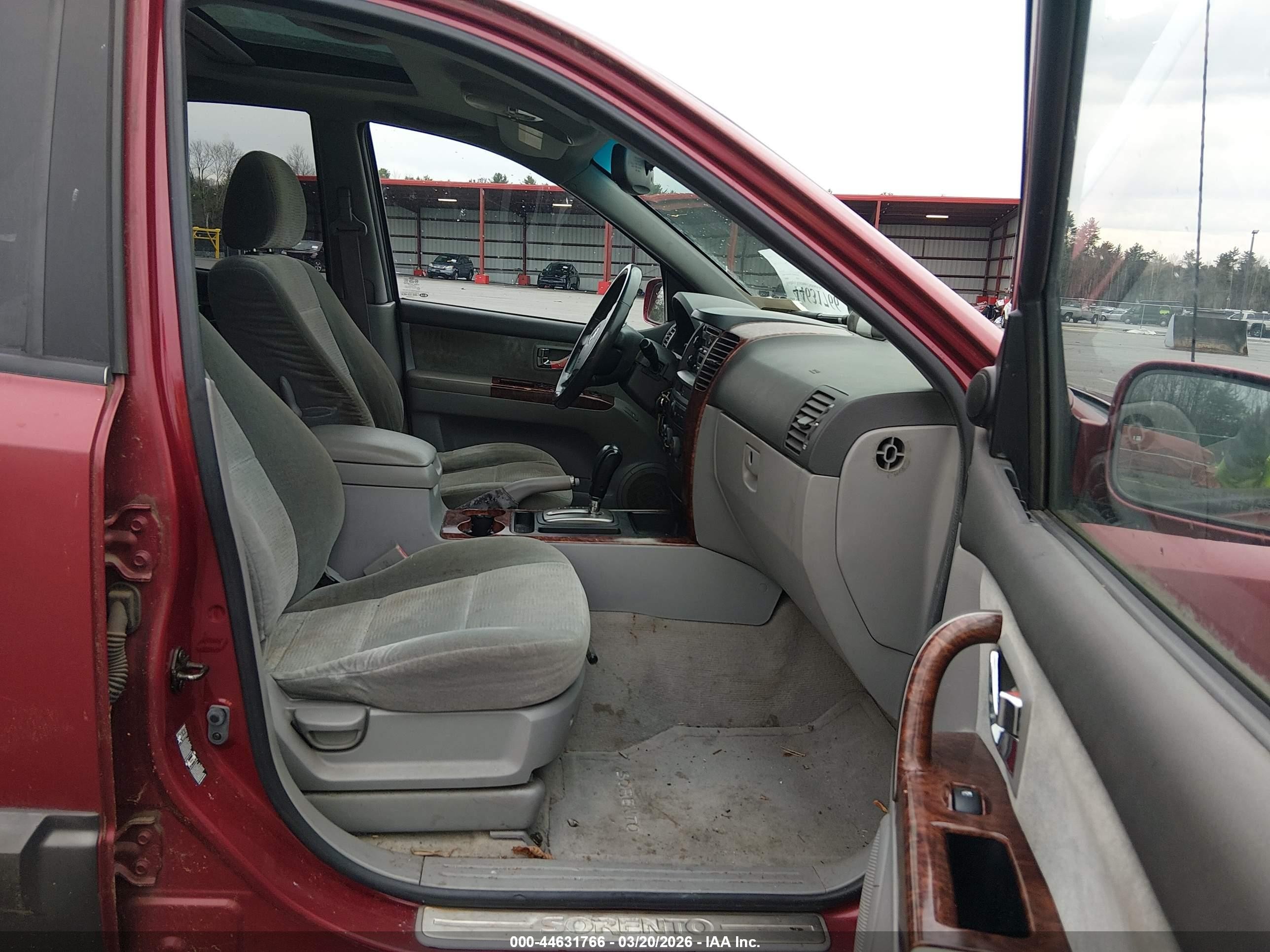 2004 Kia Sorento Ex/lx Red vin: KNDJC733945310053