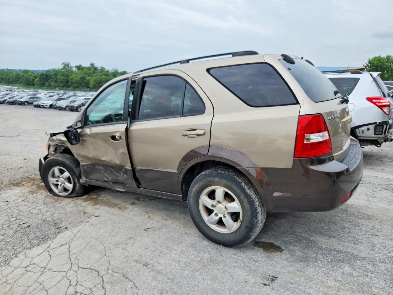 2009 Kia Sorento Lx Коричневый vin: KNDJC735195874188
