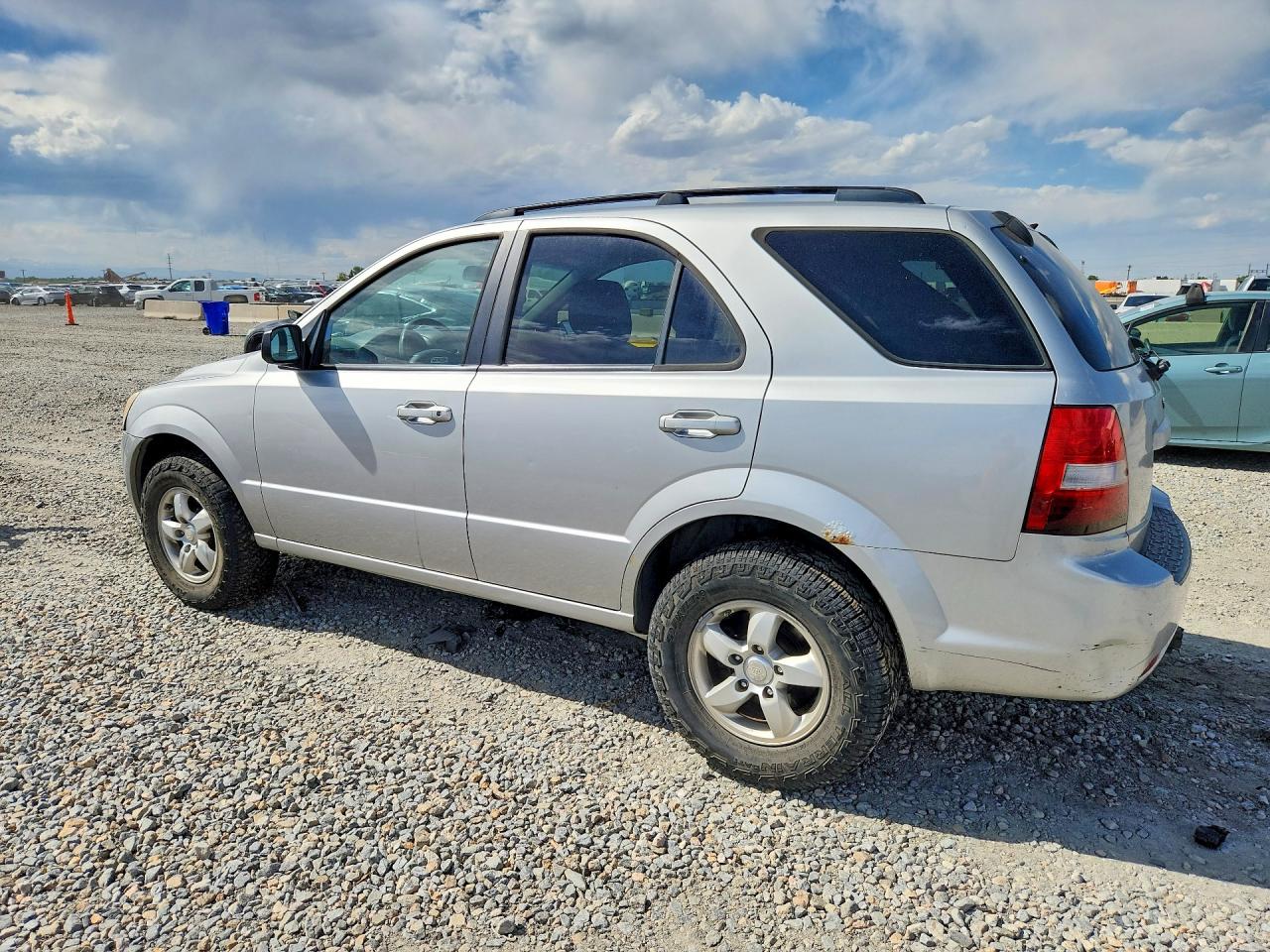 2009 Kia Sorento Lx Silver vin: KNDJC735395870952