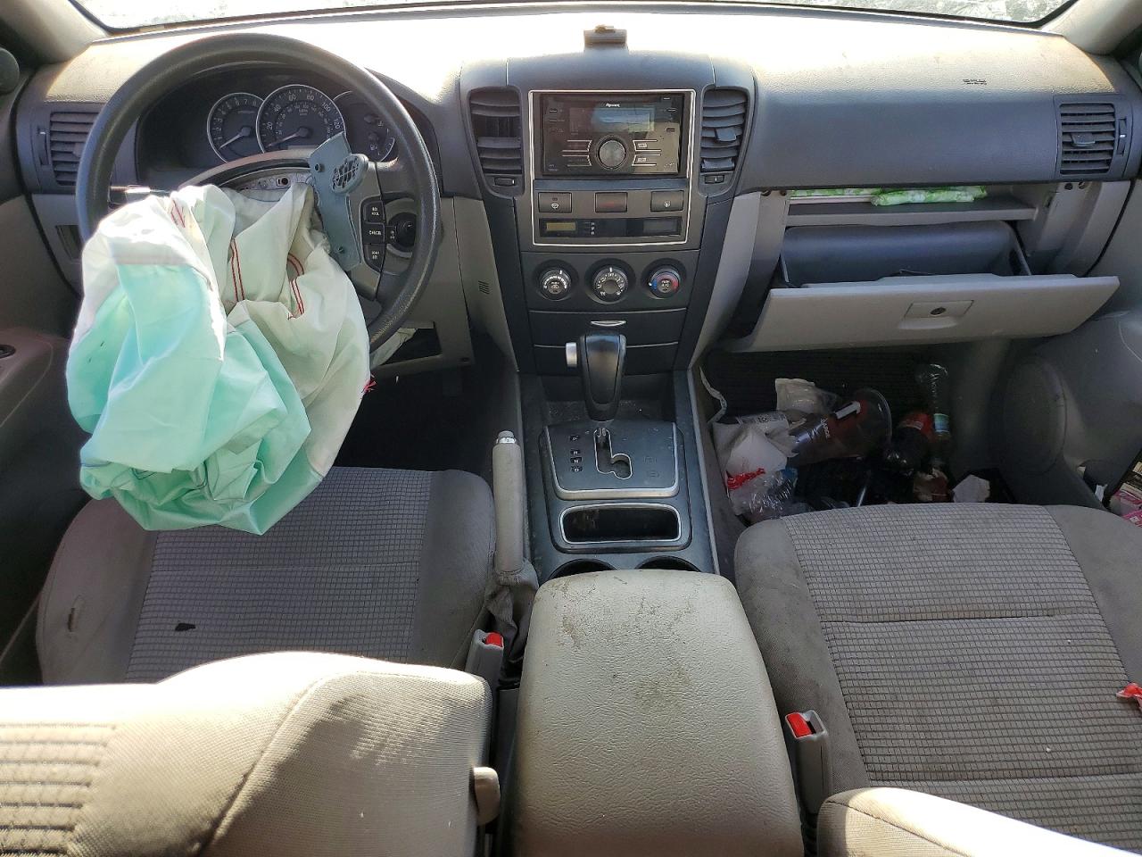 2009 Kia Sorento Lx Silver vin: KNDJC735395872913