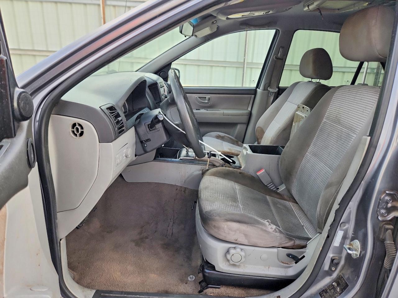 2009 Kia Sorento Lx Silver vin: KNDJC735395878632