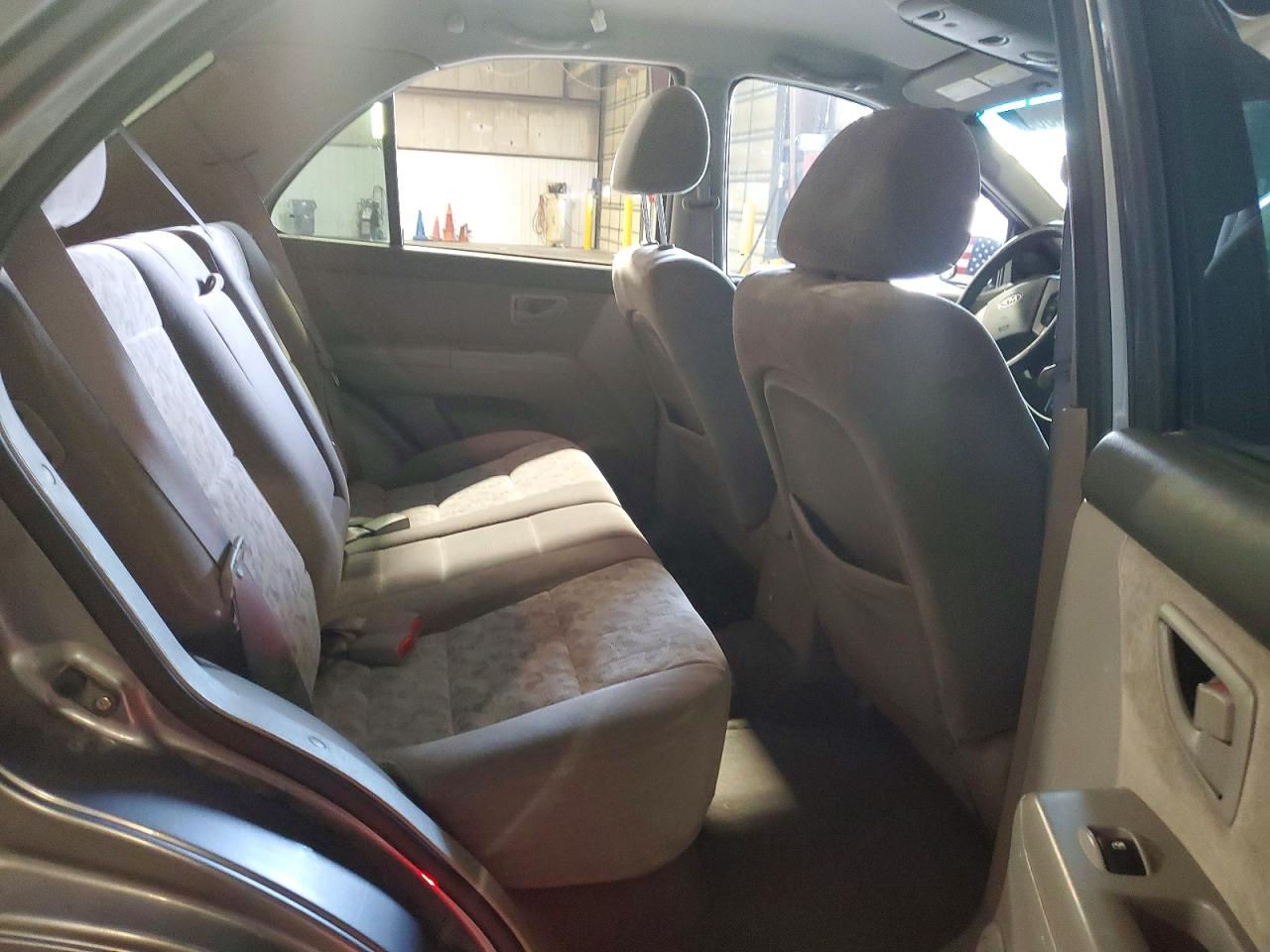 2008 Kia Sorento Lx Серый vin: KNDJC735585849230
