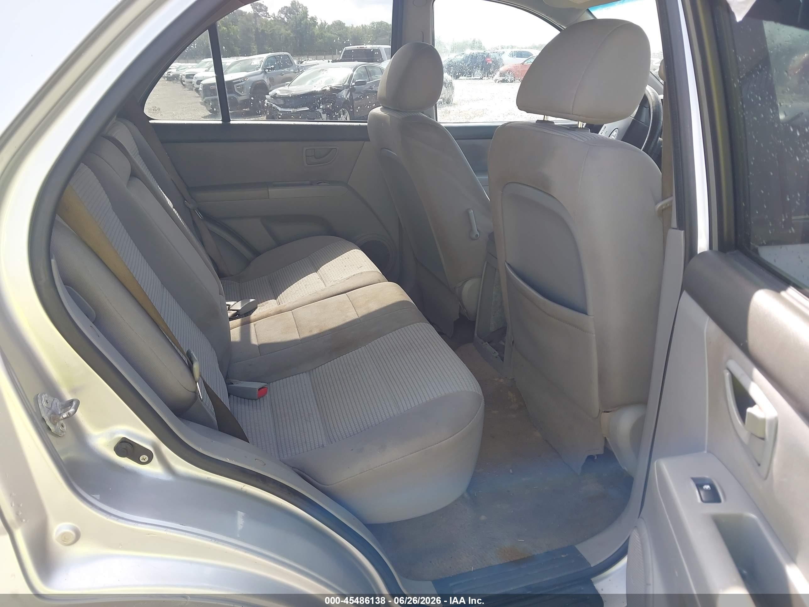 2009 Kia Sorento Lx Silver vin: KNDJC735595873545
