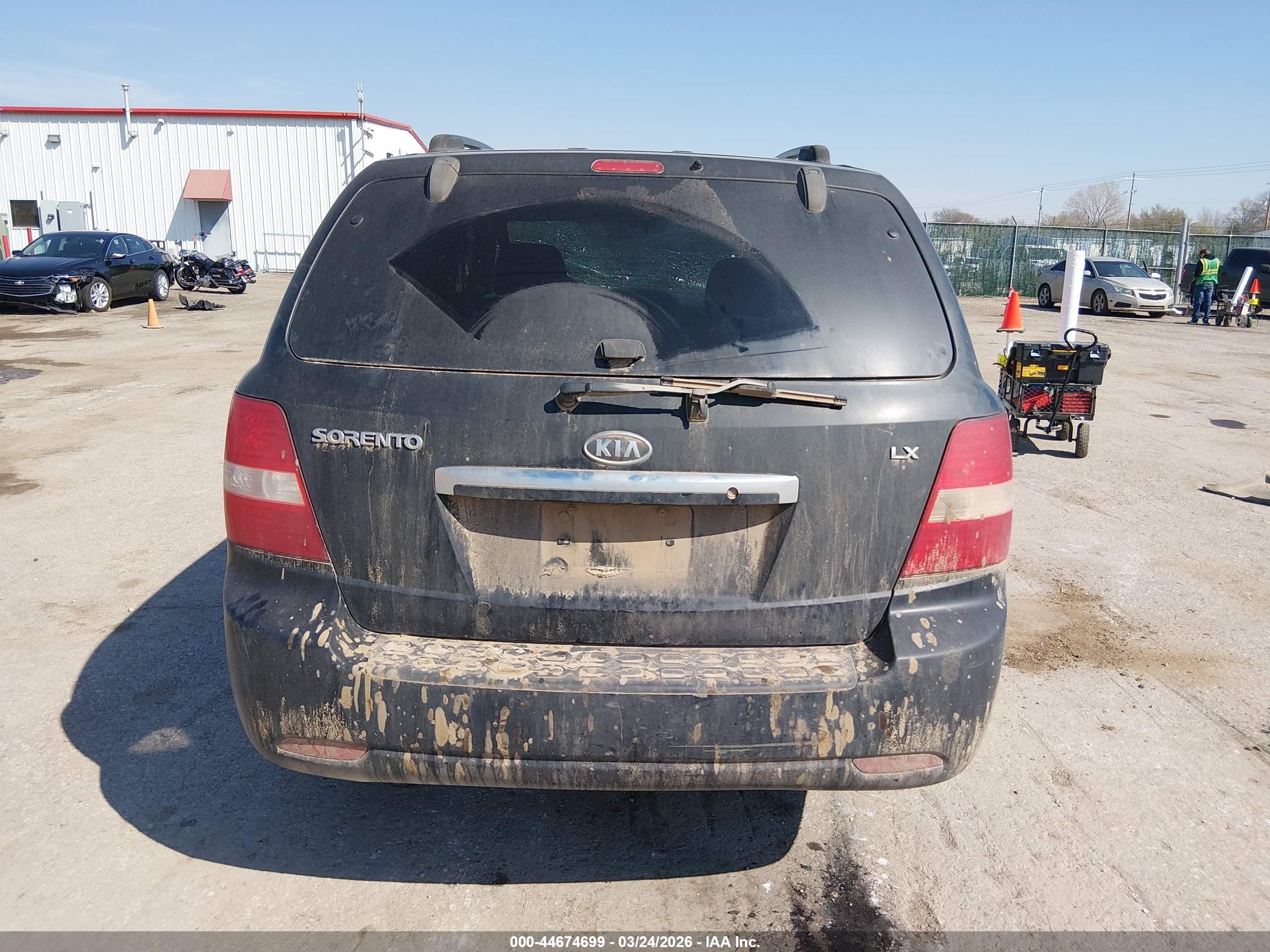 2008 Kia Sorento Lx Black vin: KNDJC735685798465