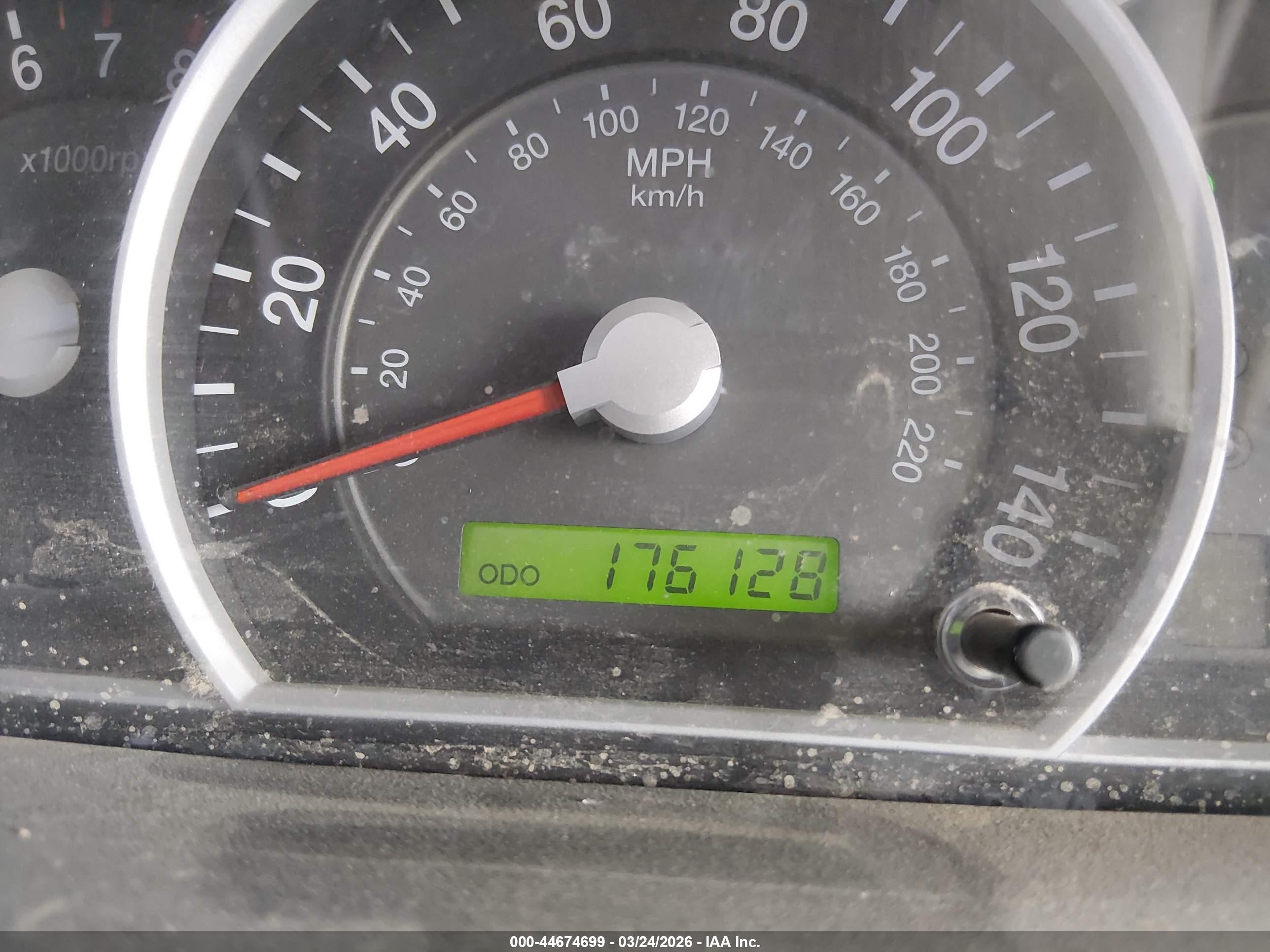 2008 Kia Sorento Lx Black vin: KNDJC735685798465