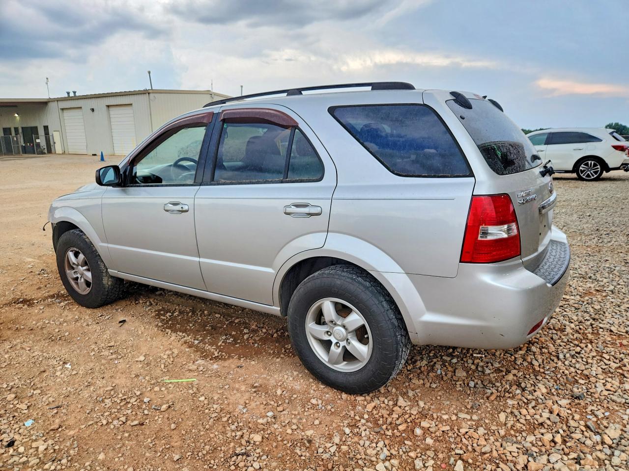 2008 Kia Sorento Lx Silver vin: KNDJC735685810307