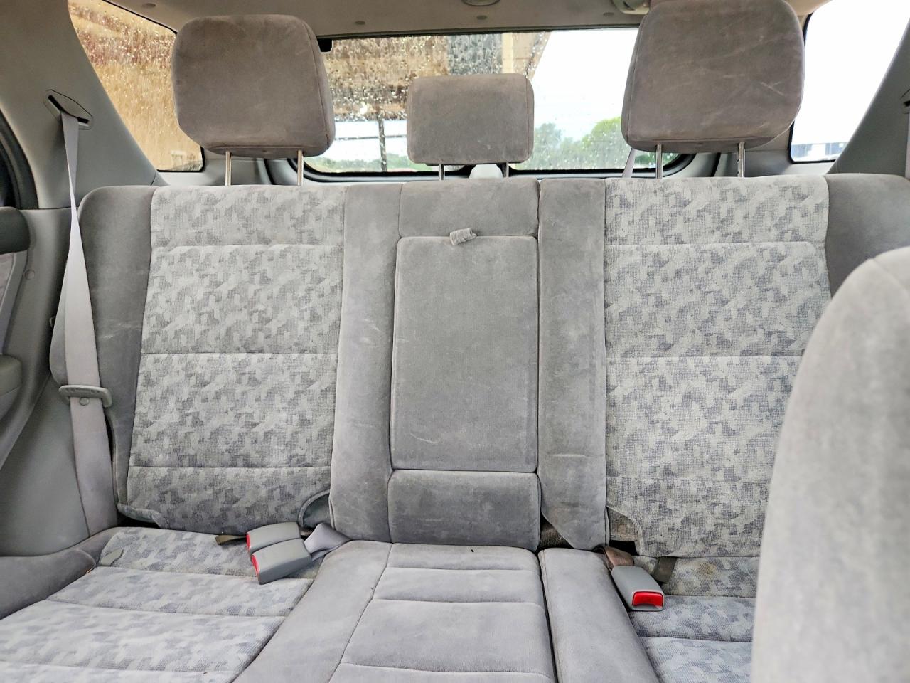2008 Kia Sorento Lx Silver vin: KNDJC735685810307