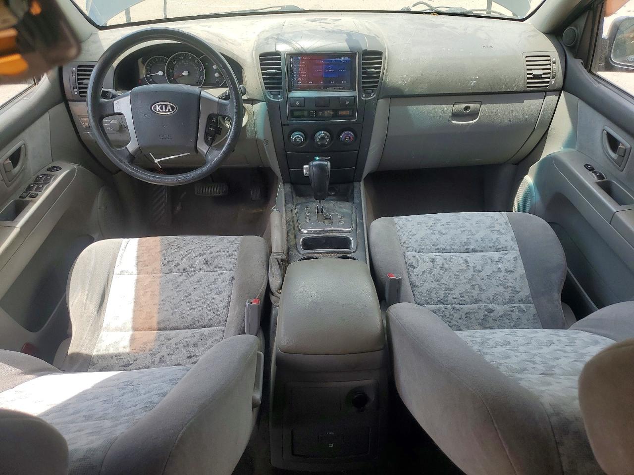 2008 Kia Sorento Lx Black vin: KNDJC735685842819