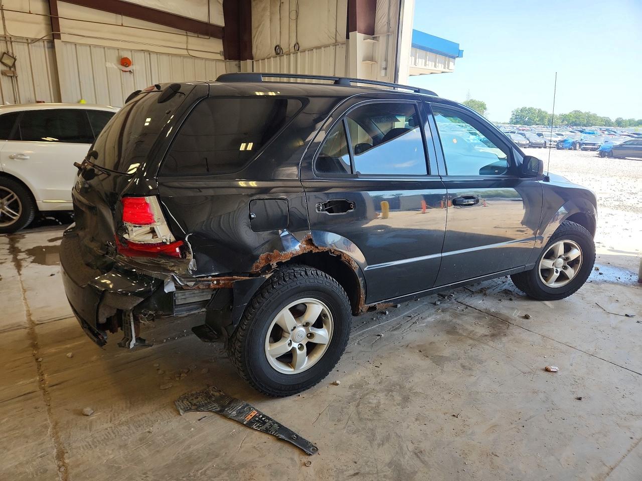 2009 Kia Sorento Lx Black vin: KNDJC735695868533