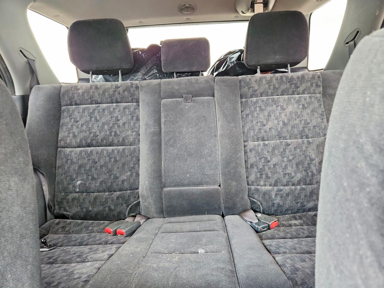 2008 Kia Sorento Lx Silver vin: KNDJC735785846166