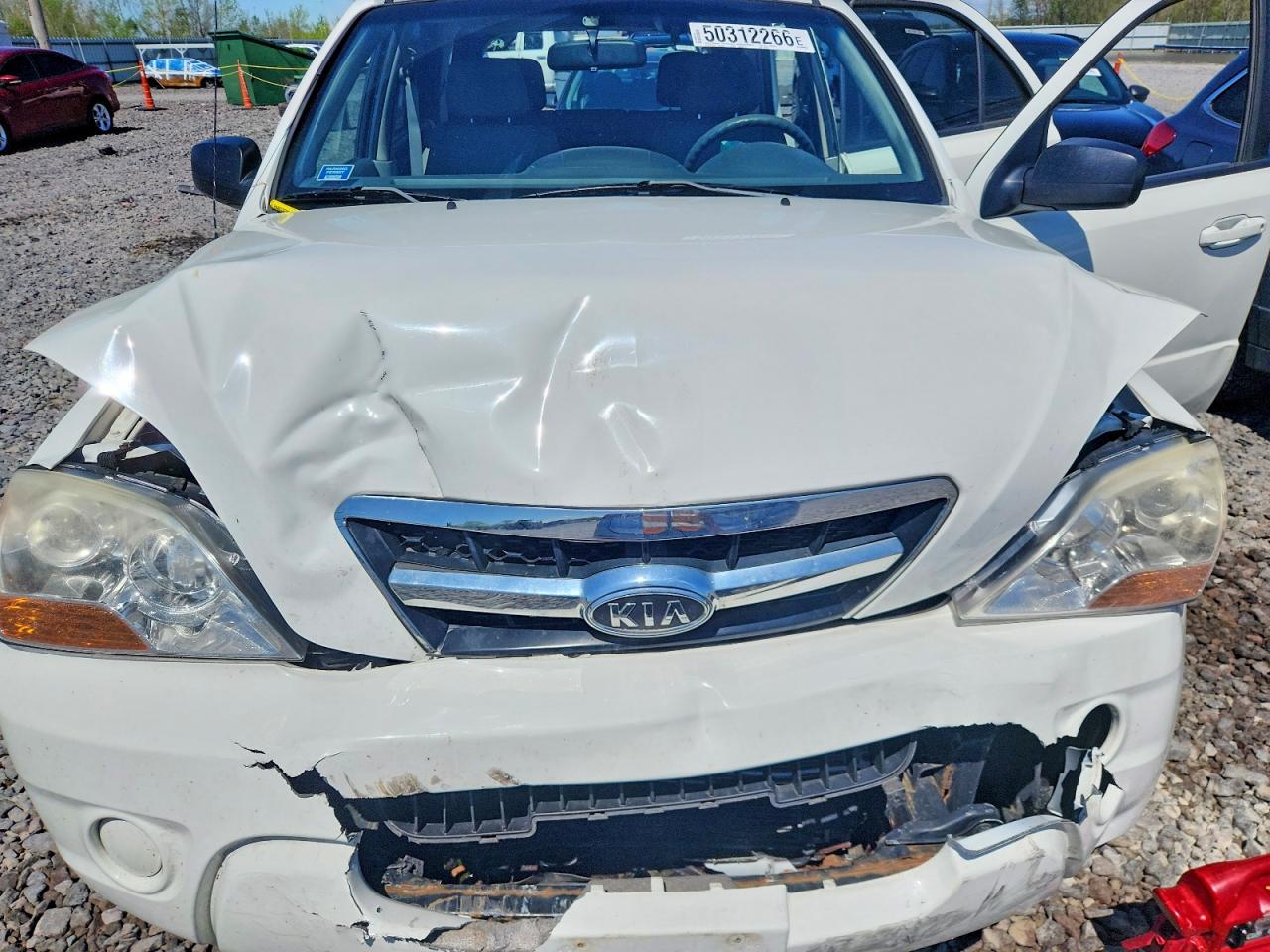 2009 Kia Sorento Lx White vin: KNDJC735795868279