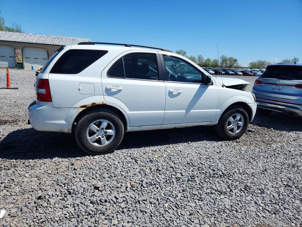 2009 Kia Sorento Lx White vin: KNDJC735795868279