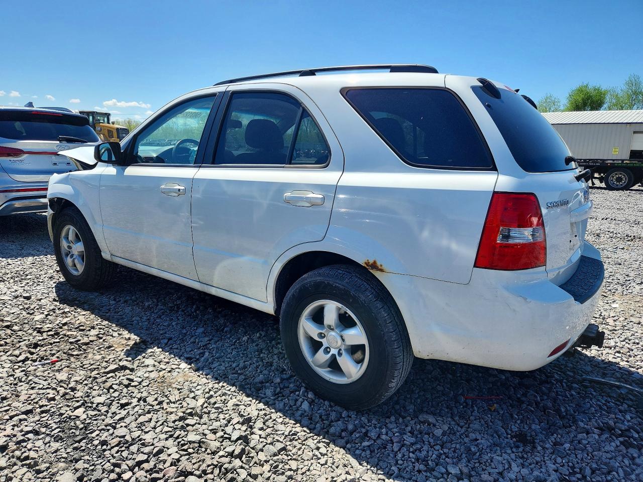 2009 Kia Sorento Lx White vin: KNDJC735795868279