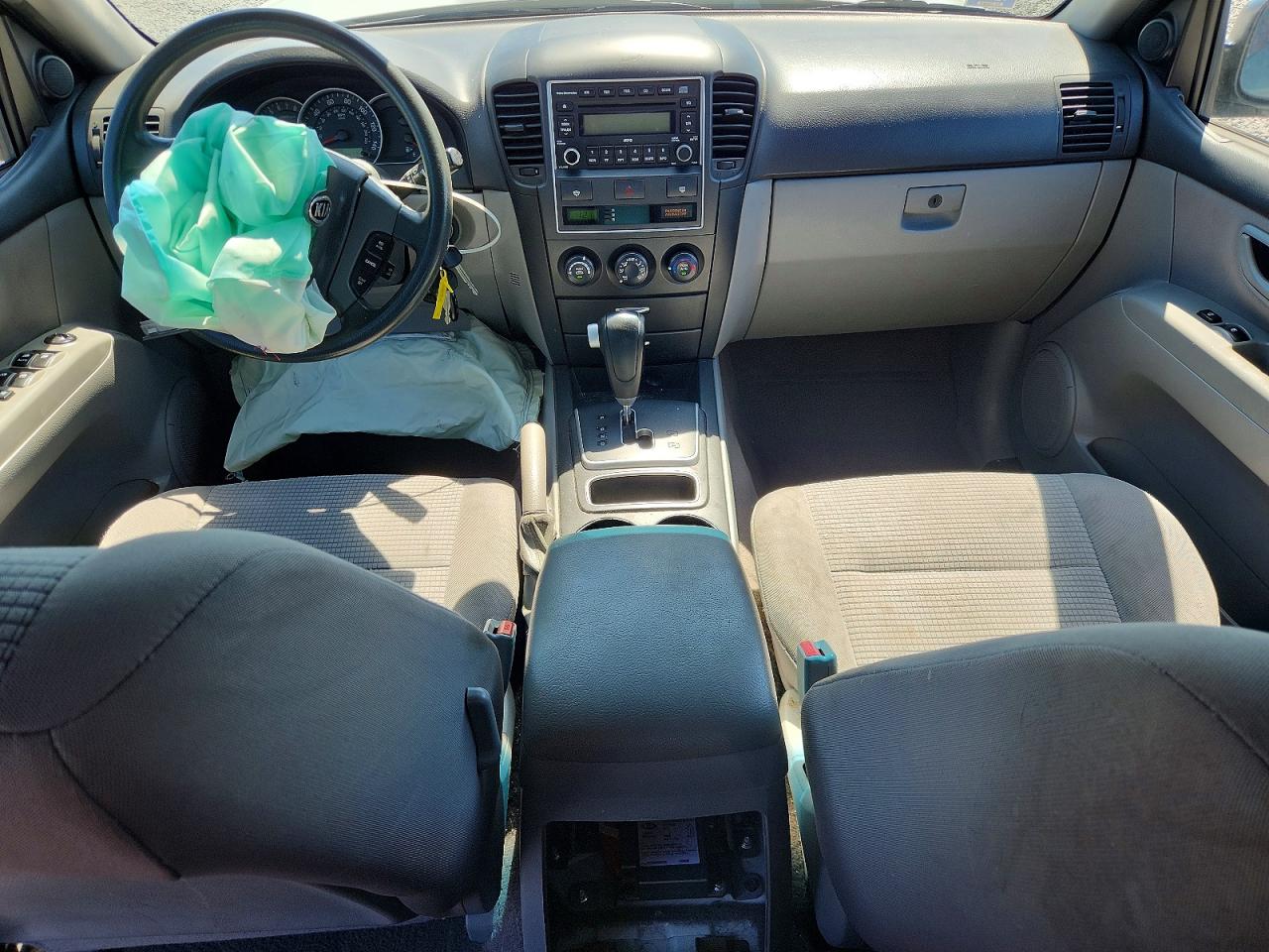 2009 Kia Sorento Lx White vin: KNDJC735795868279