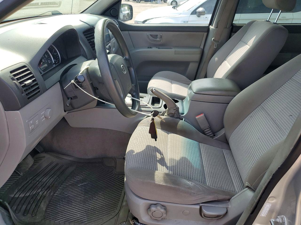 2009 Kia Sorento Lx Silver vin: KNDJC735795872834