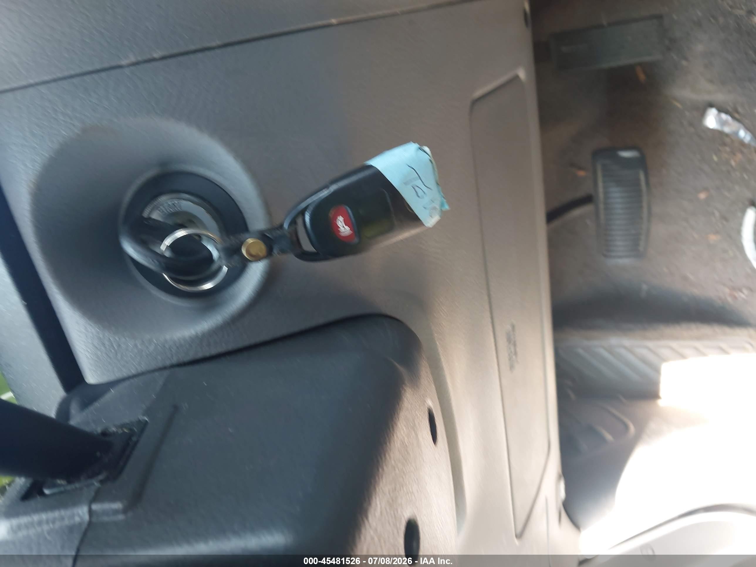 2008 Kia Sorento Lx Серебряный vin: KNDJC735885811197