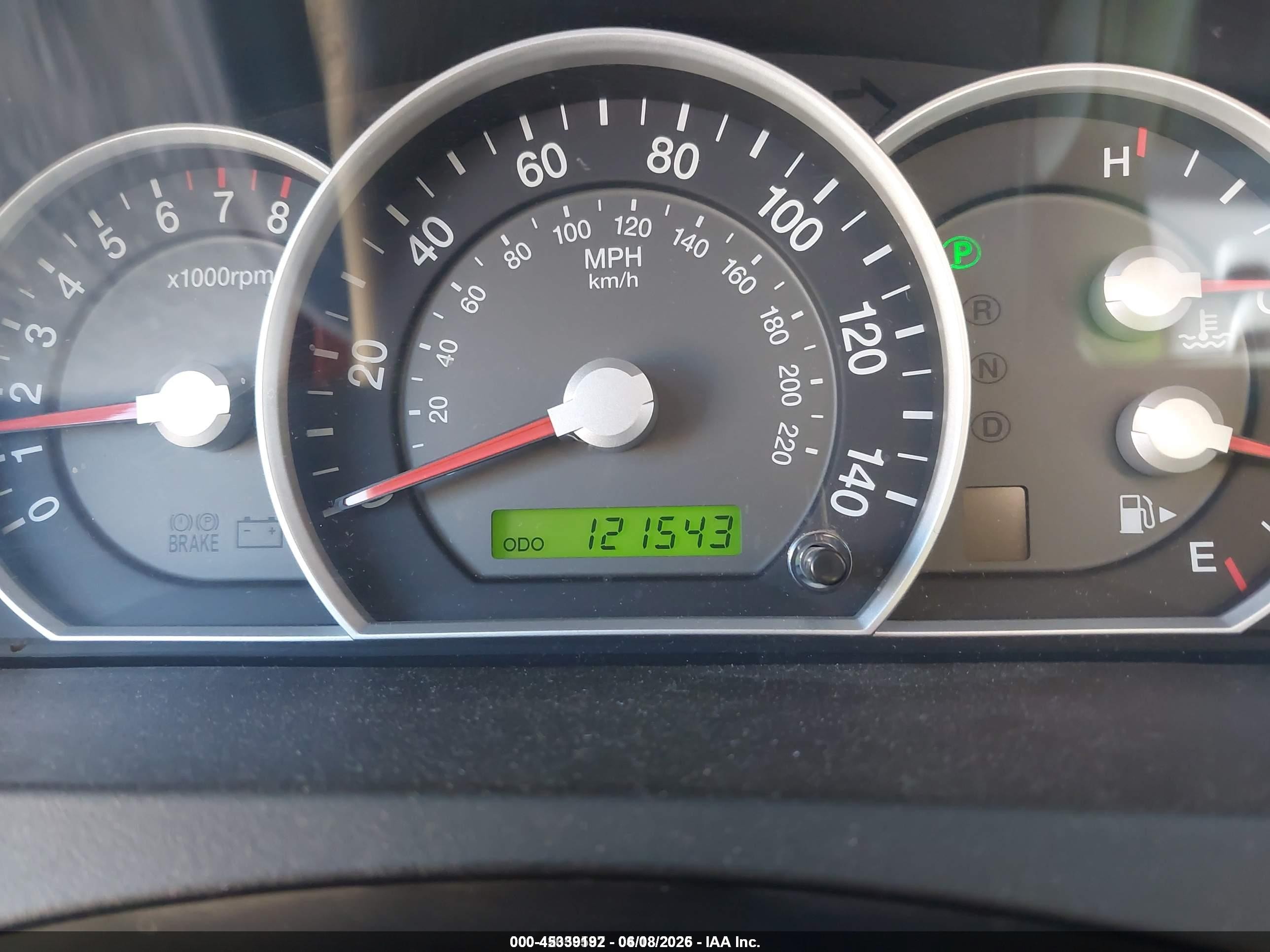 2007 Kia Sorento Lx Red vin: KNDJC736475692300