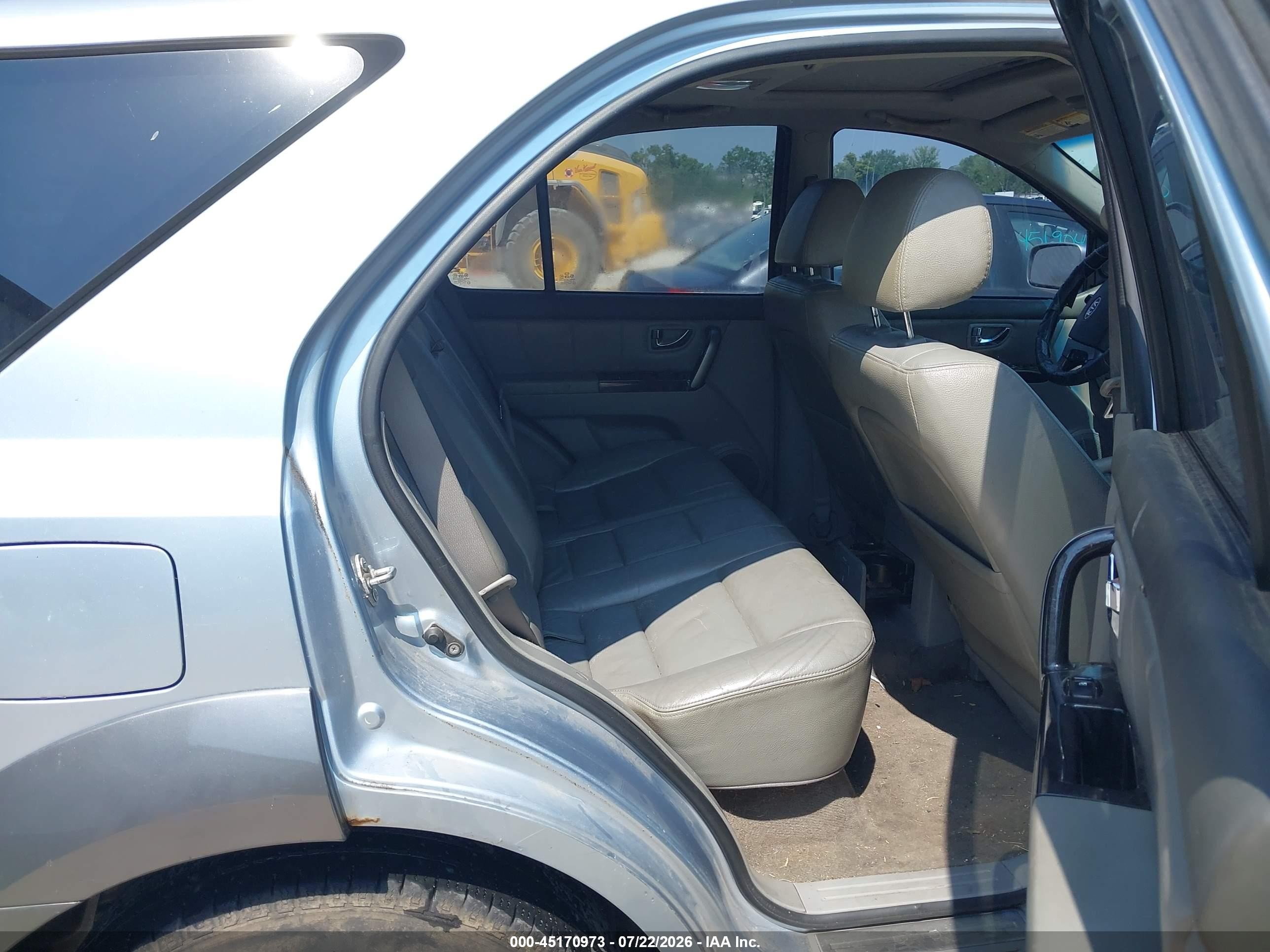 2007 Kia Sorento Ex Silver vin: KNDJC736475754133