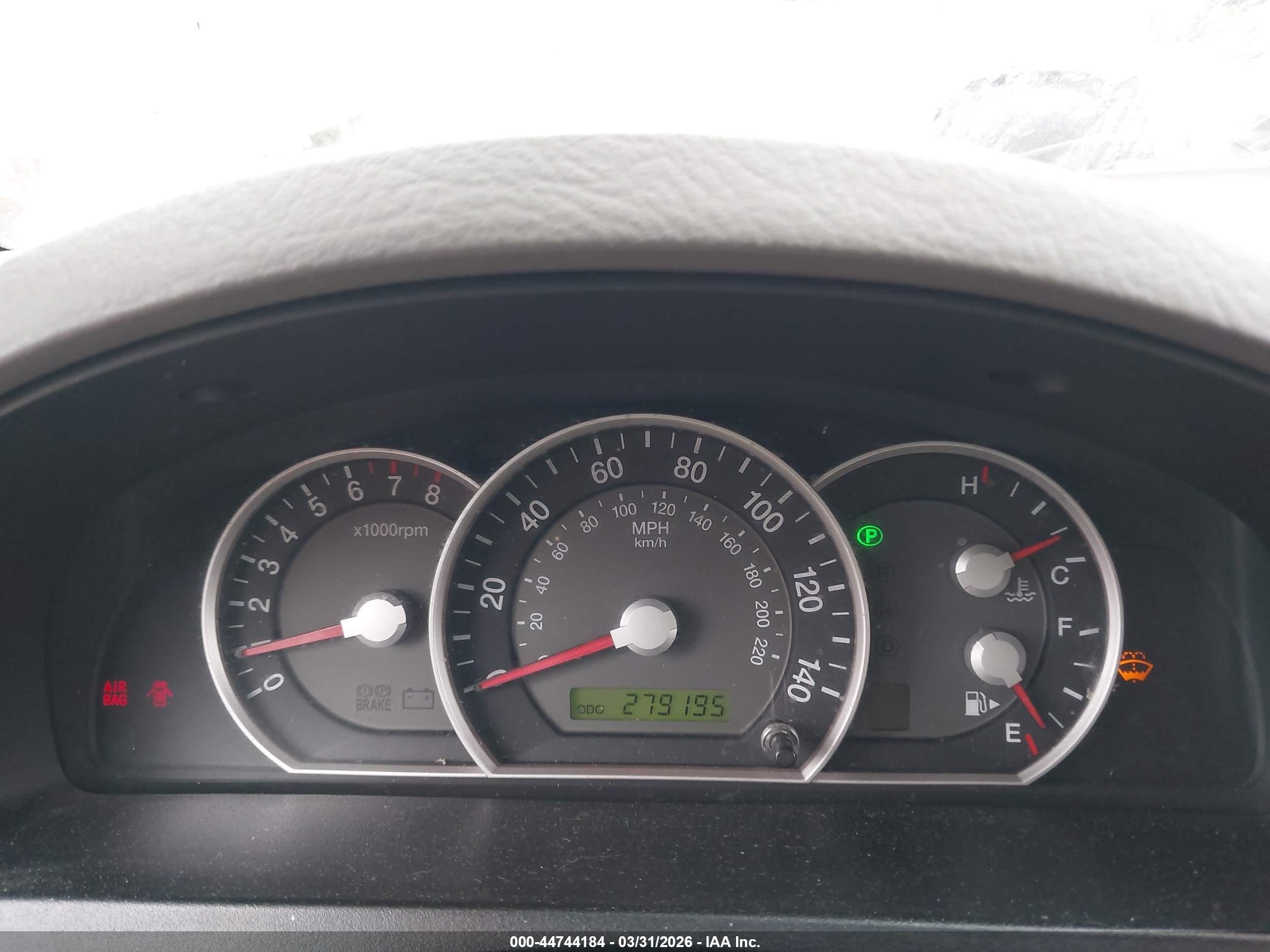 2007 Kia Sorento Lx Gold vin: KNDJC736575717768