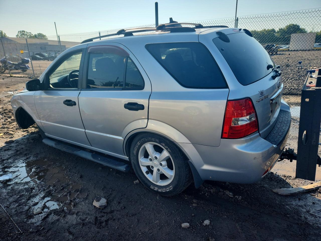 2007 Kia Sorento Lx Серебряный vin: KNDJC736875672261