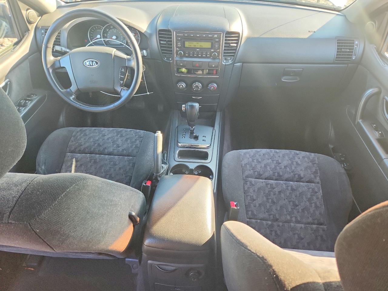 2007 Kia Sorento Lx Серебряный vin: KNDJC736875672261