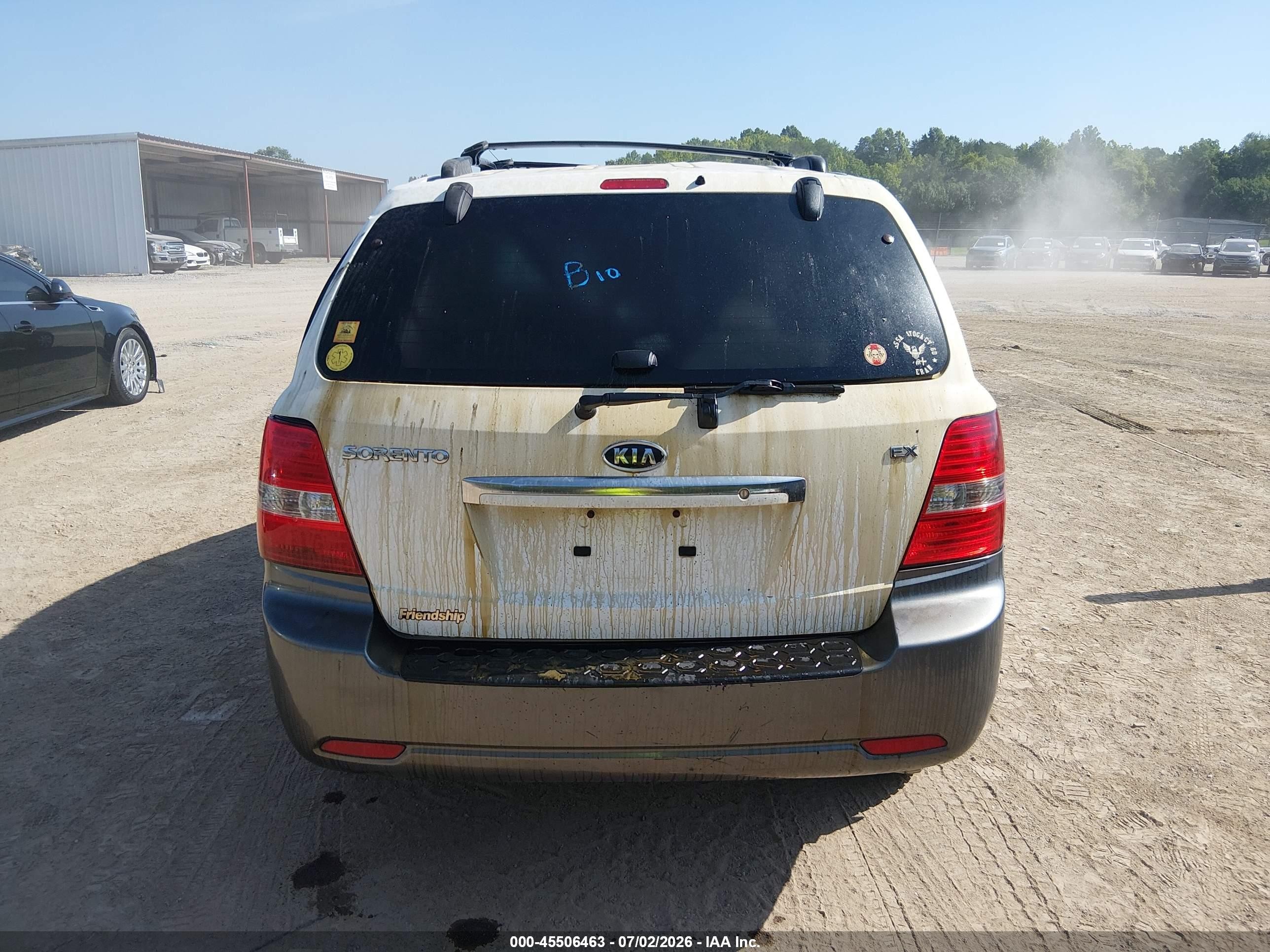 2007 Kia Sorento Ex White vin: KNDJC736975667716