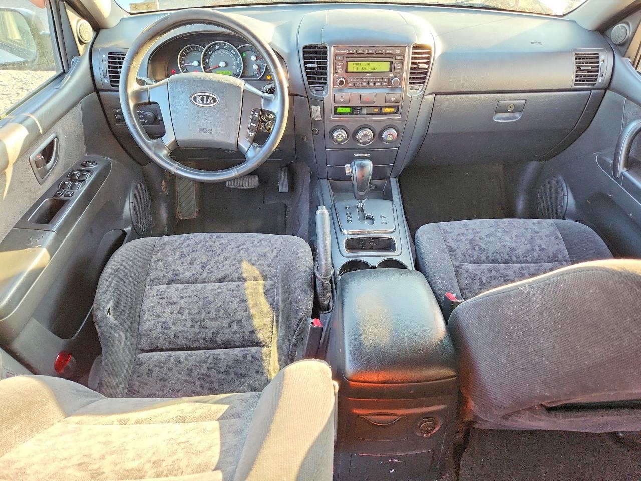 2007 Kia Sorento Lx White vin: KNDJC736975673323