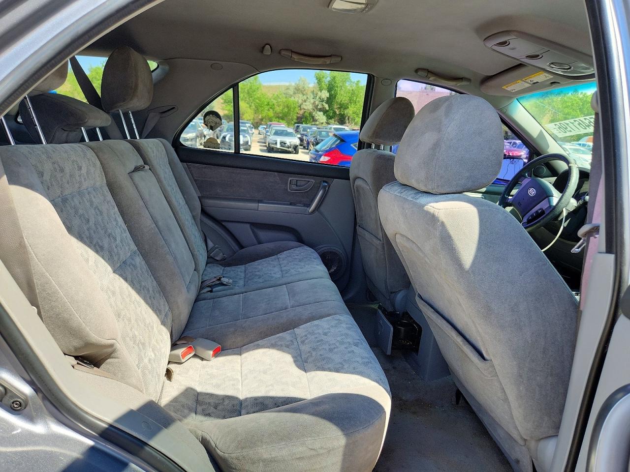 2007 Kia Sorento Lx Gray vin: KNDJC736975693197