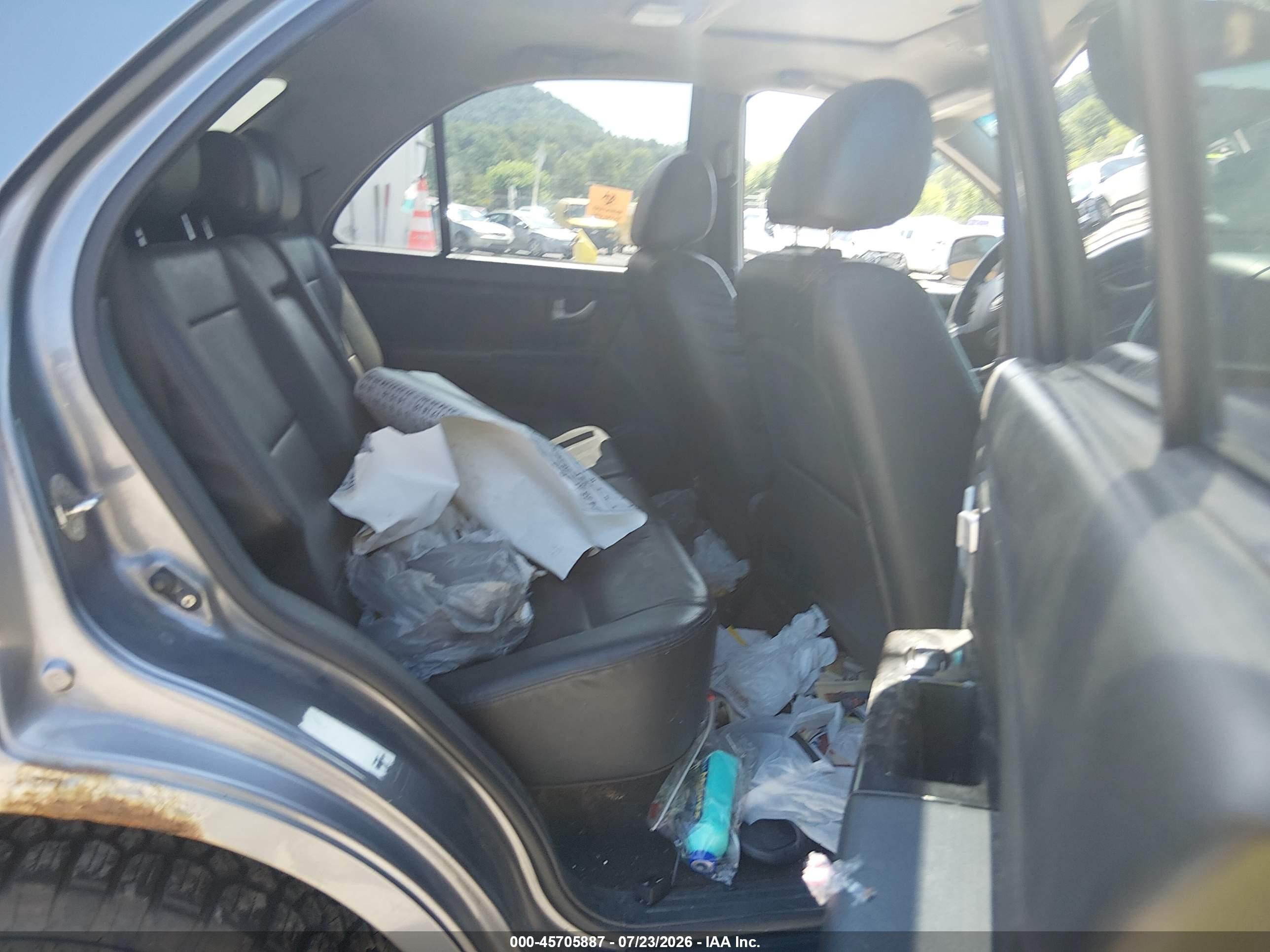 2009 Kia Sorento Ex Gray vin: KNDJC736995882774
