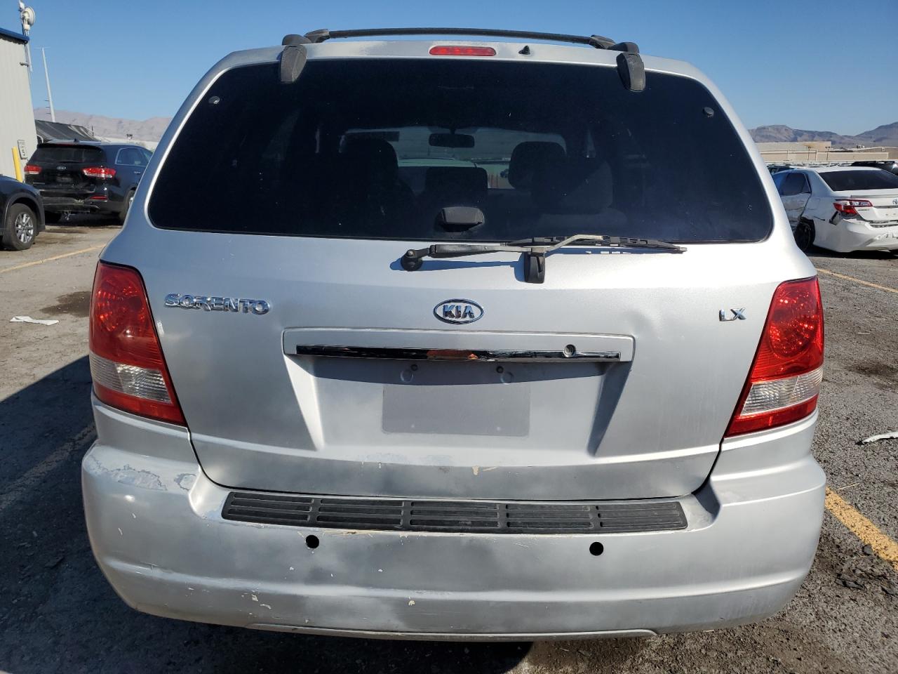 2005 Kia Sorento Ex Silver vin: KNDJD733255486702