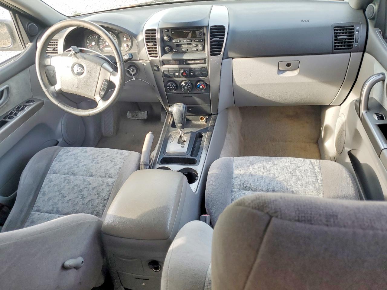 2006 Kia Sorento Белый vin: KNDJD733265619184