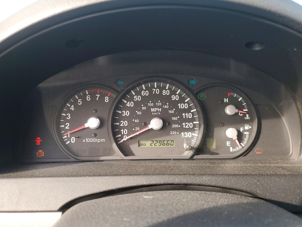 2006 Kia Sorento Белый vin: KNDJD733265619184