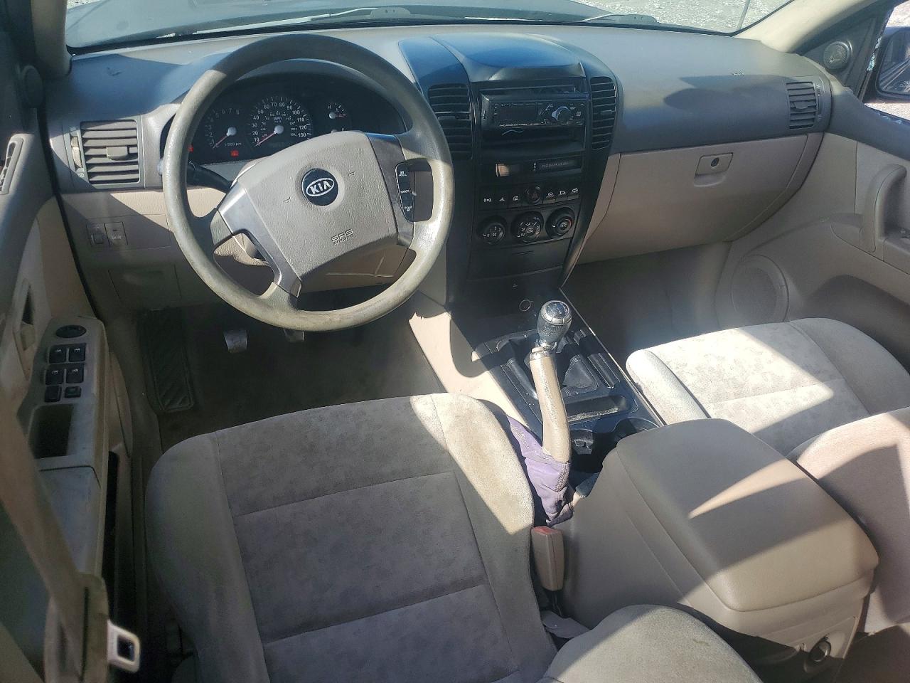 2005 Kia Sorento Lx Черный vin: KNDJD733355361353