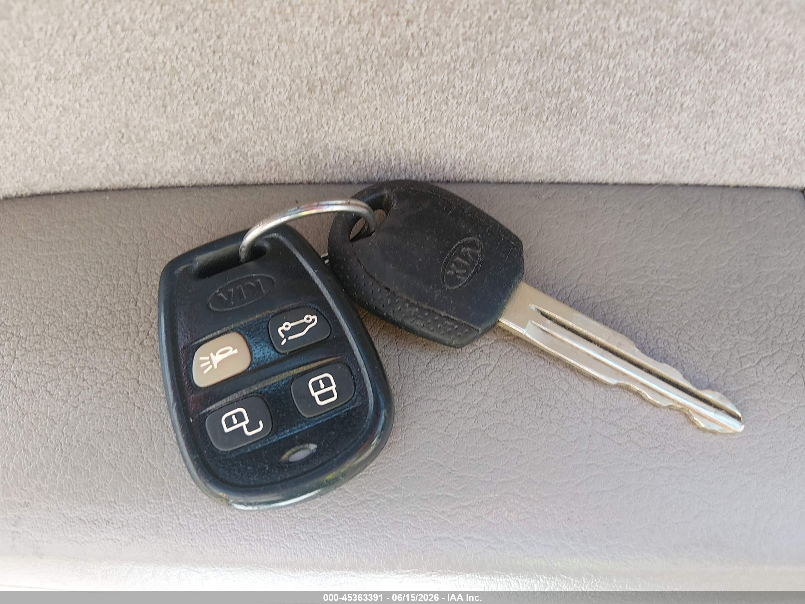 2005 Kia Sorento Ex/lx Champagne vin: KNDJD733455342682