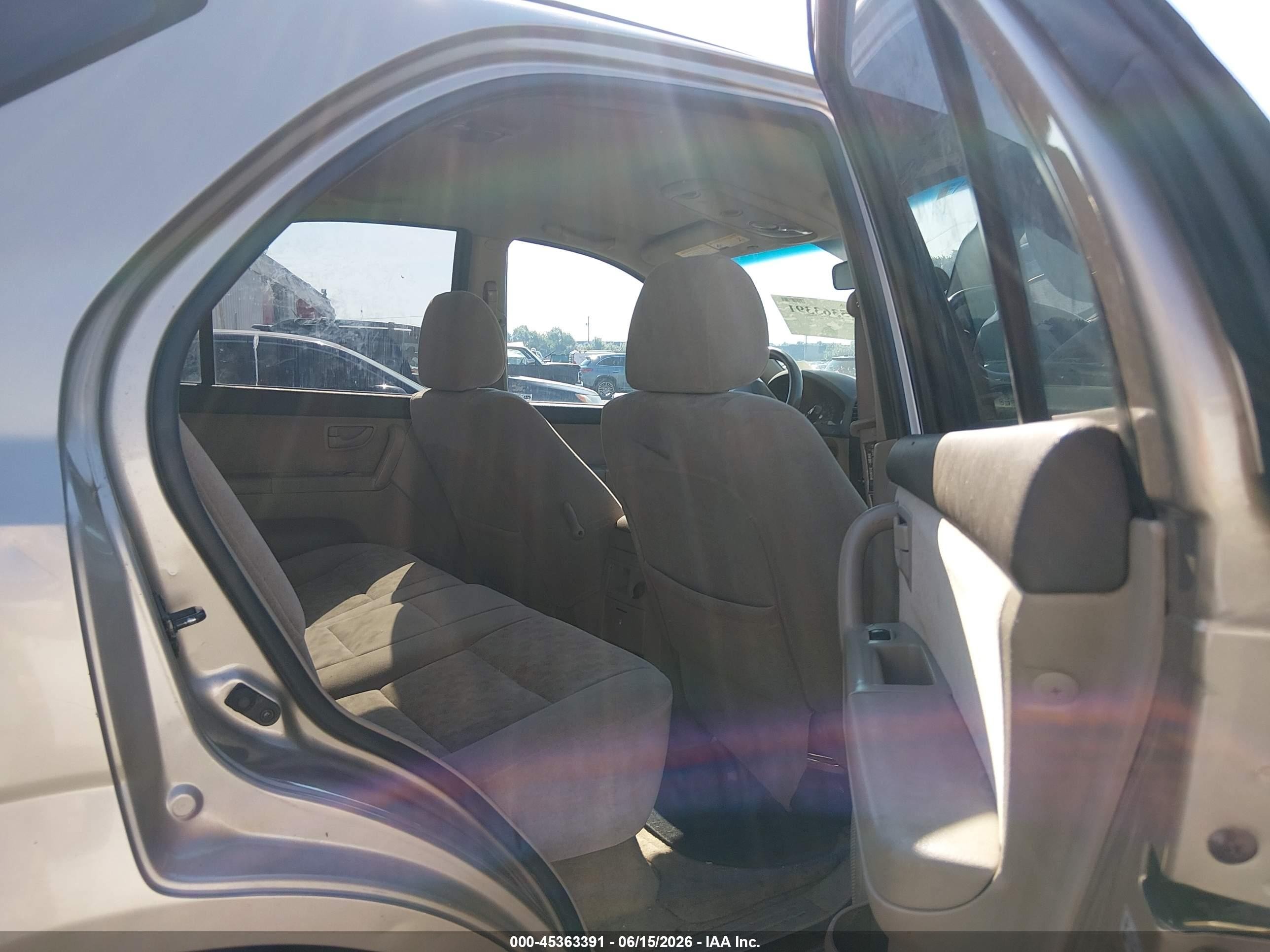2005 Kia Sorento Ex/lx Champagne vin: KNDJD733455342682