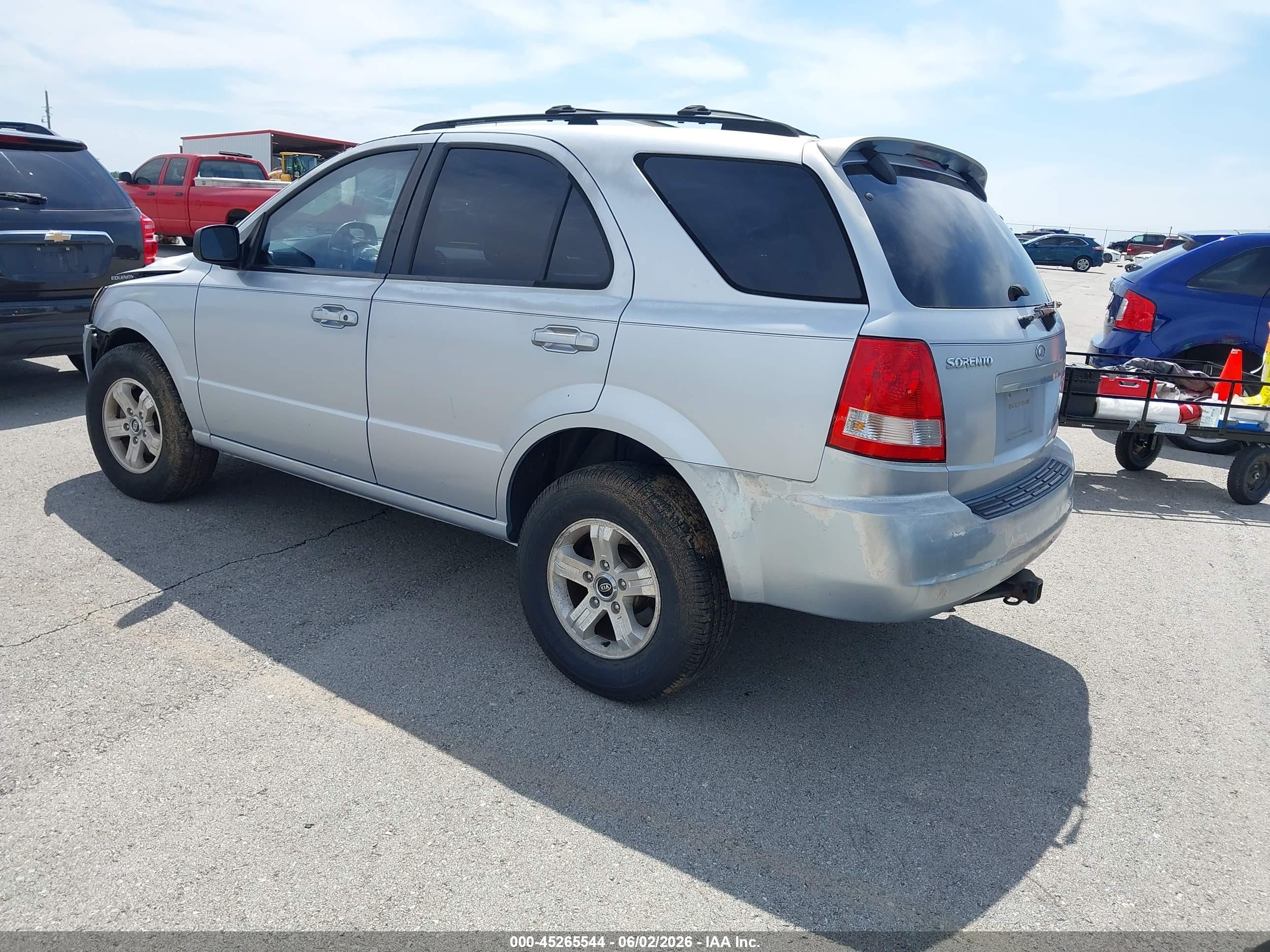 2005 Kia Sorento Ex/lx Серебряный vin: KNDJD733555442452