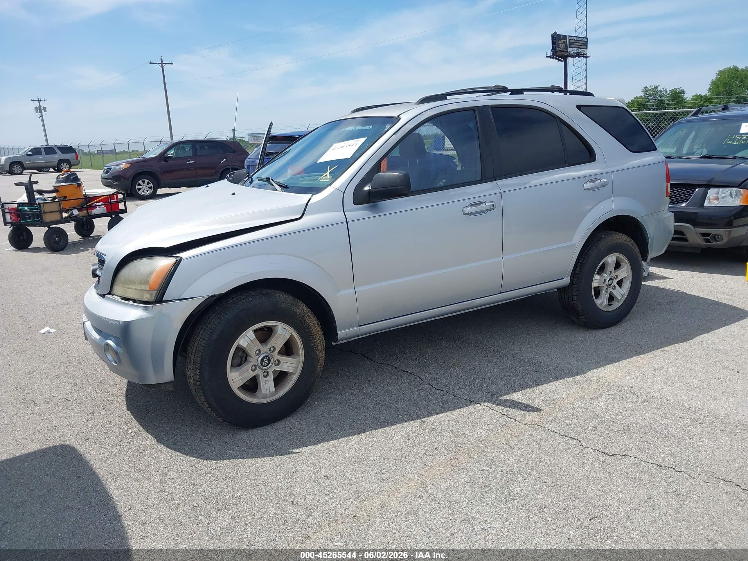 2005 Kia Sorento Ex/lx Серебряный vin: KNDJD733555442452