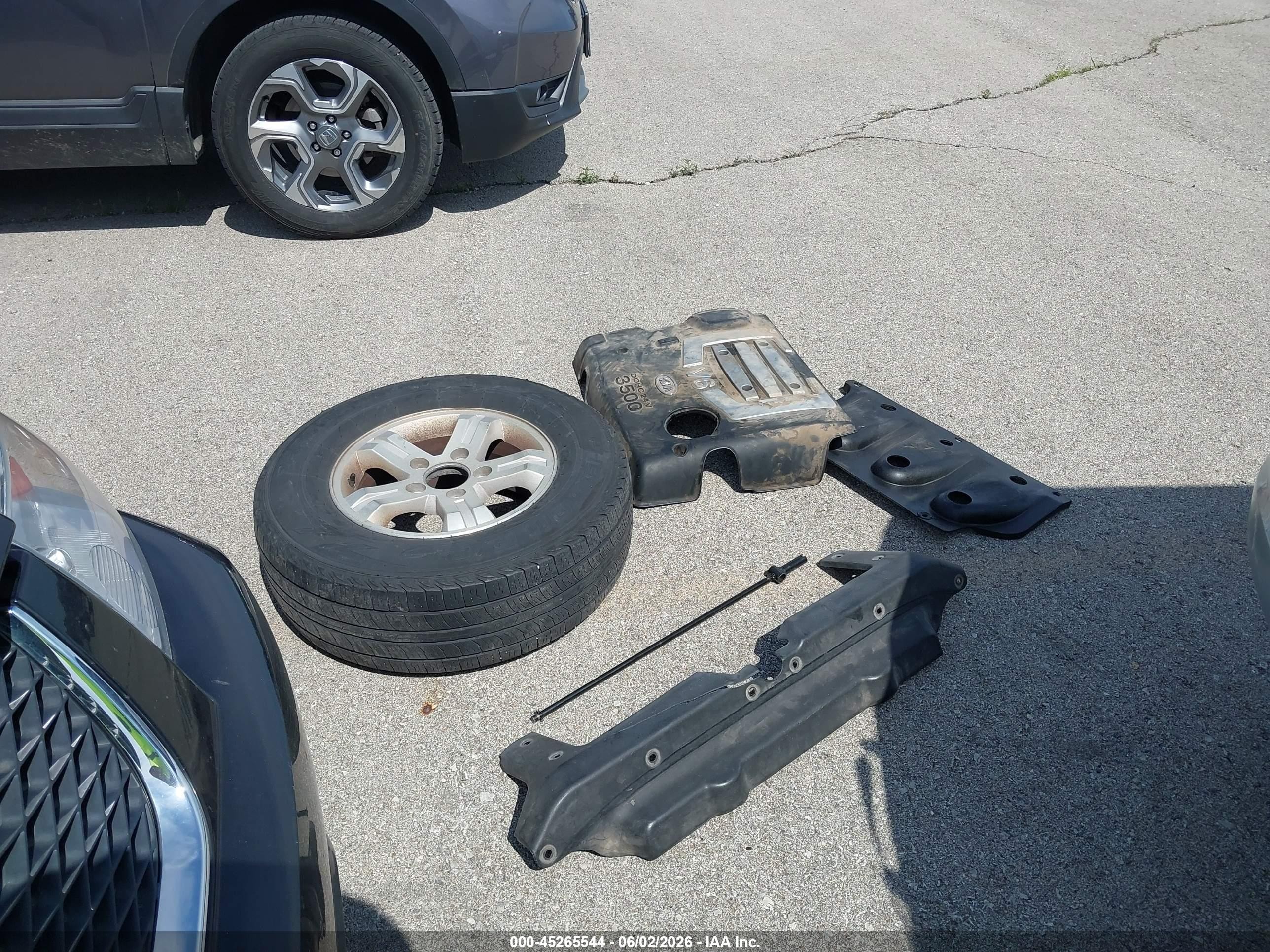 2005 Kia Sorento Ex/lx Серебряный vin: KNDJD733555442452