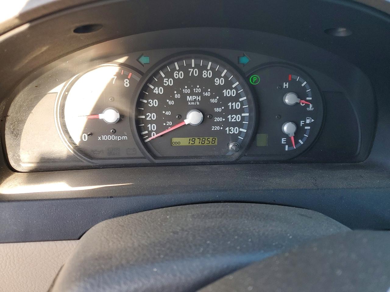 2005 Kia Sorento Lx Tan vin: KNDJD733755365017