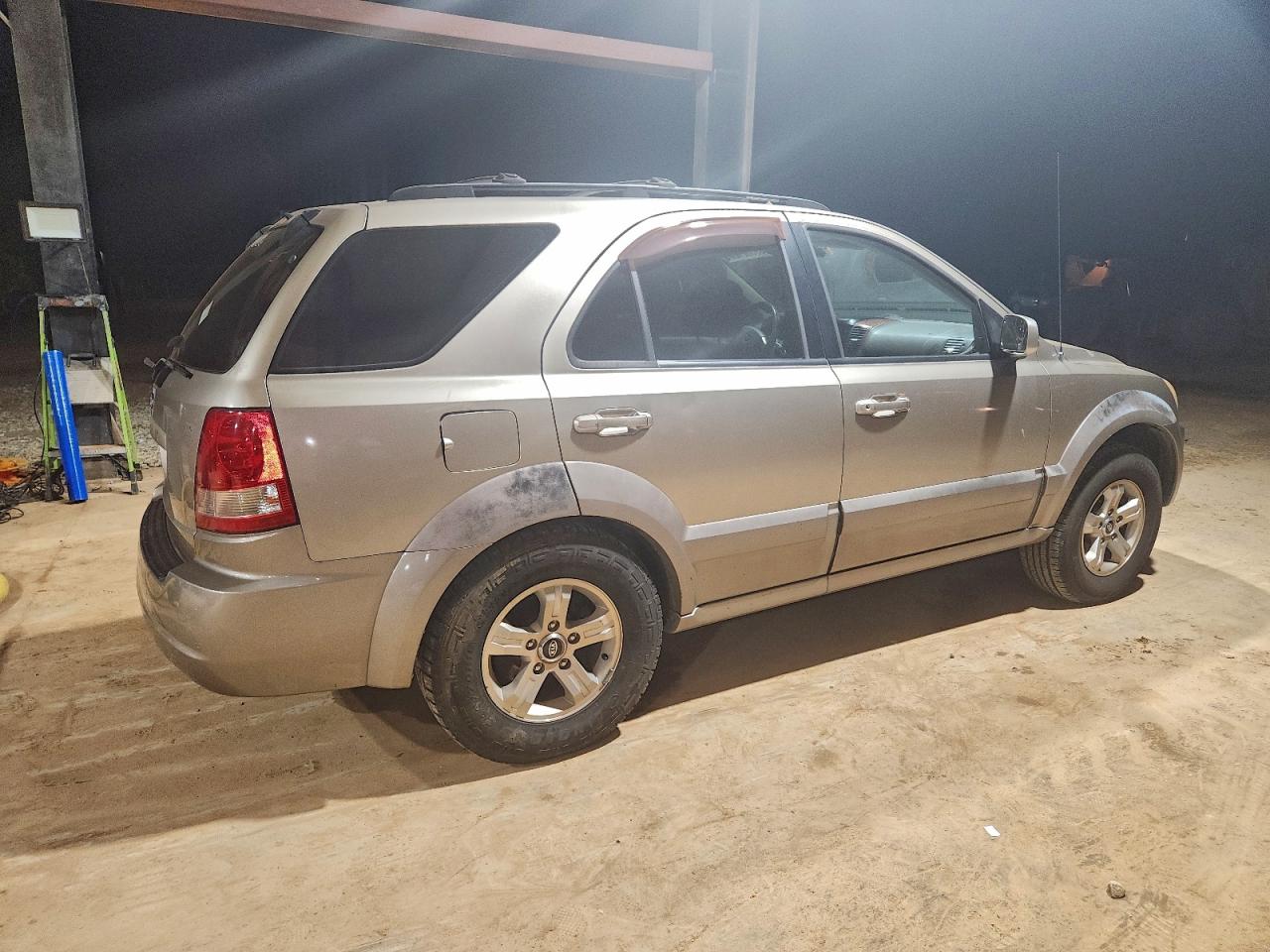 2004 Kia Sorento Ex Gold vin: KNDJD733845322739