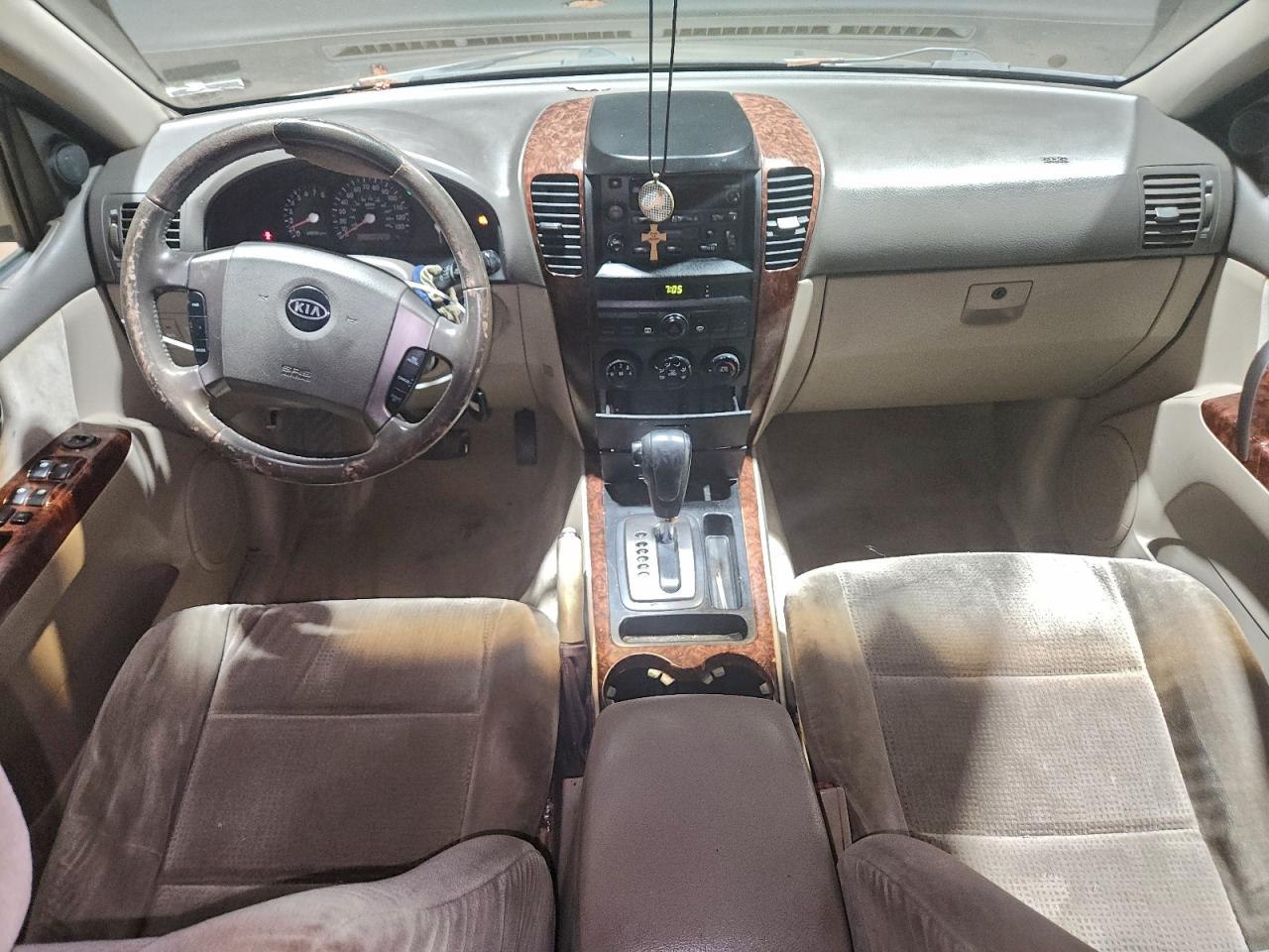 2004 Kia Sorento Ex Gold vin: KNDJD733845322739