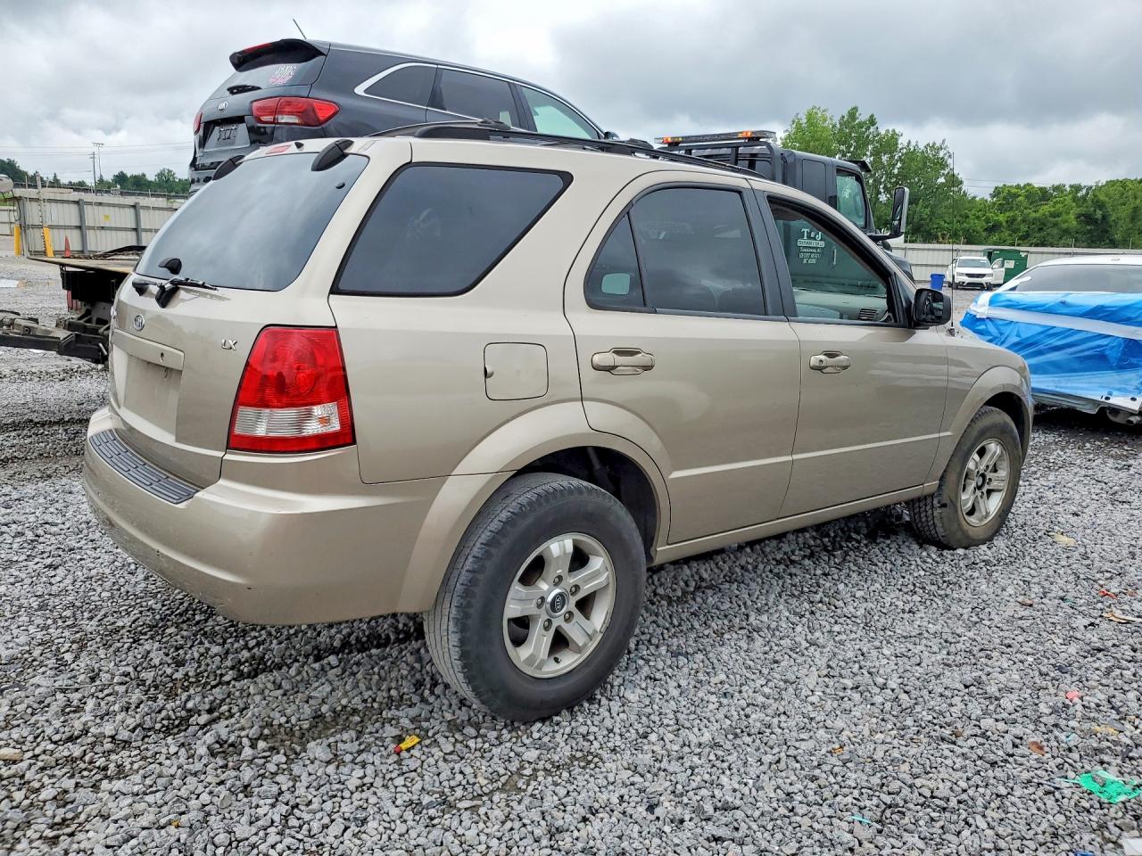 2004 Kia Sorento Lx Желто-коричневый vin: KNDJD733945233438