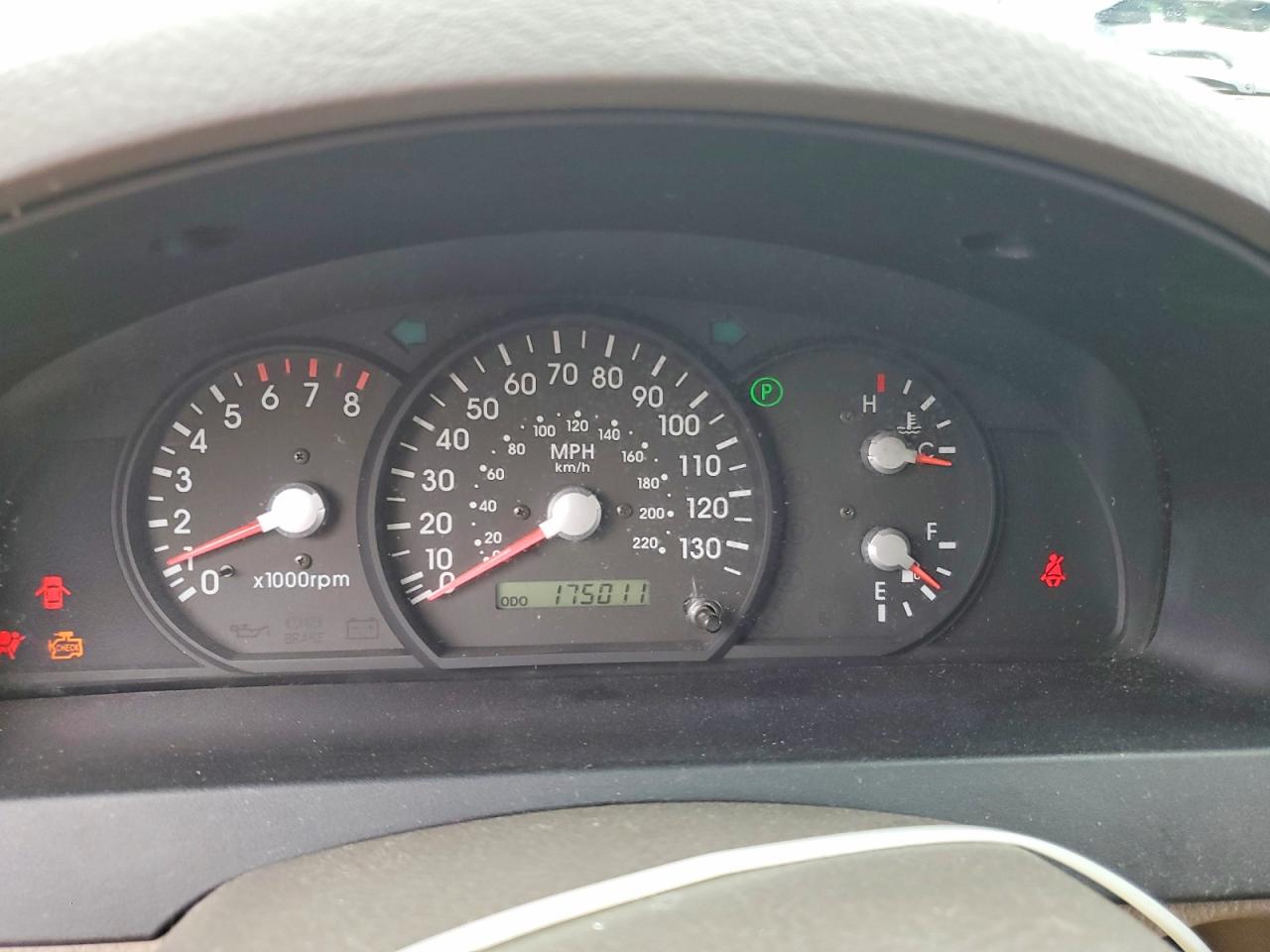 2004 Kia Sorento Lx Желто-коричневый vin: KNDJD733945233438