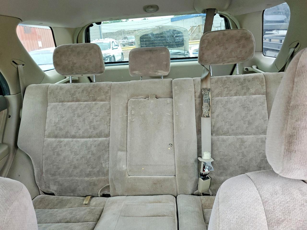 2004 Kia Sorento Lx Желто-коричневый vin: KNDJD733945233438