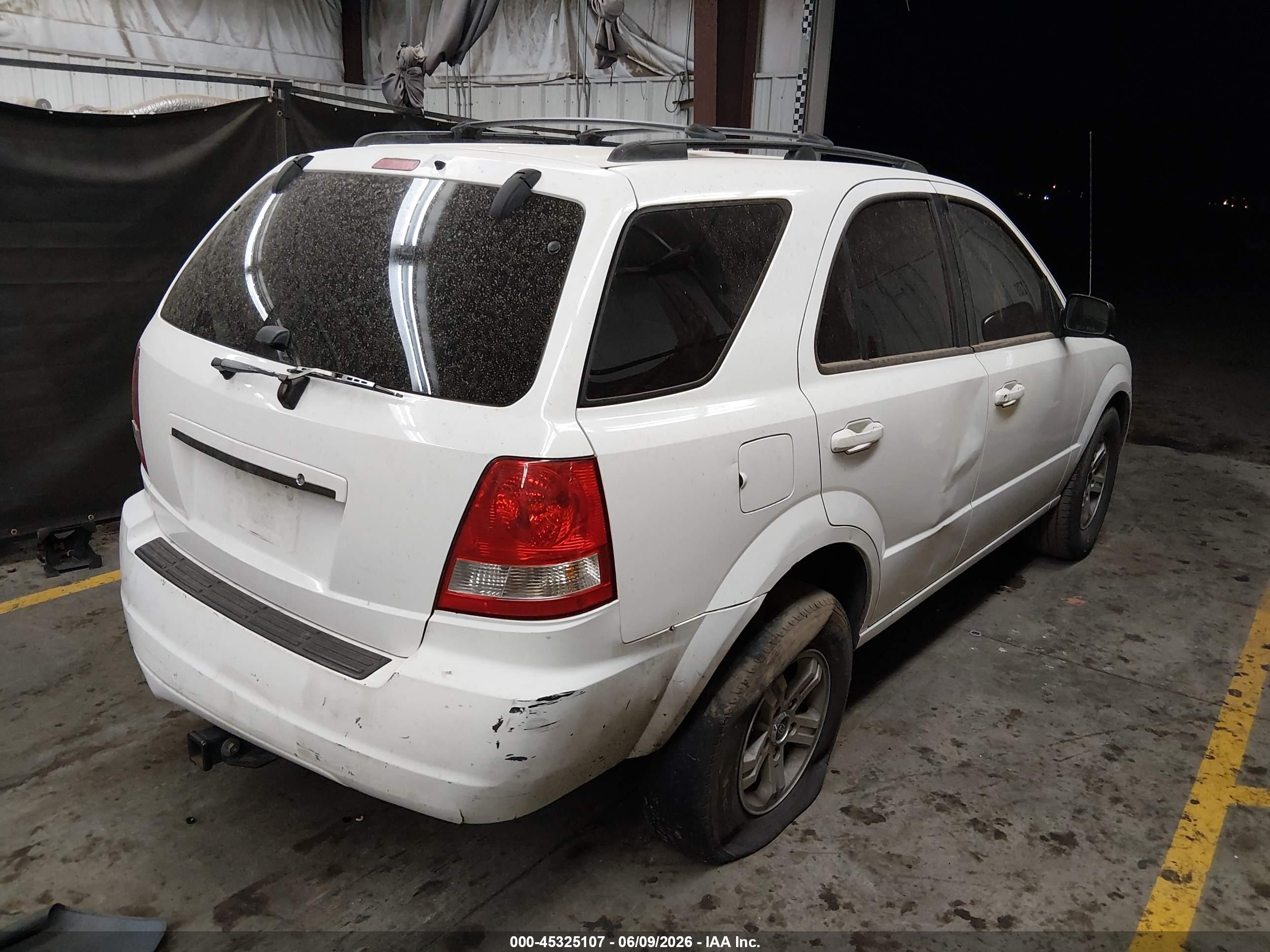 2005 Kia Sorento Ex/lx White vin: KNDJD733X55483918