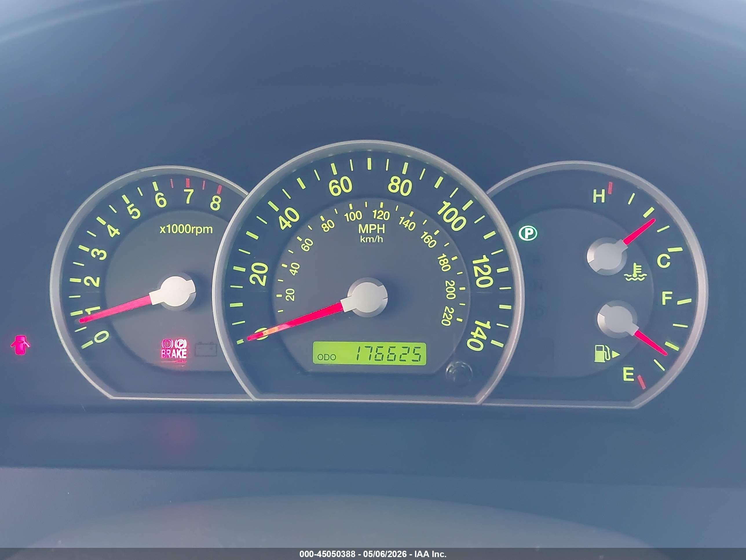 2008 Kia Sorento Lx Золотой vin: KNDJD735085764616