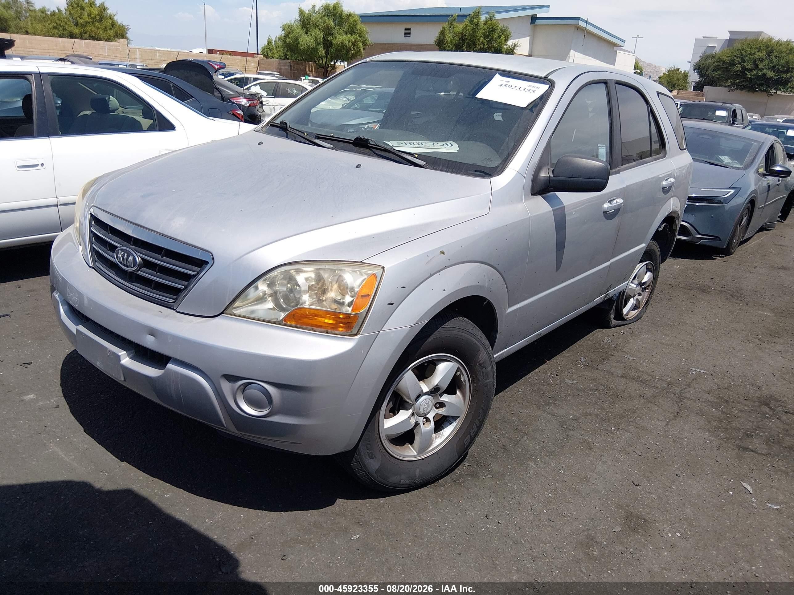 2008 Kia Sorento Lx Base Silver vin: KNDJD735085799530