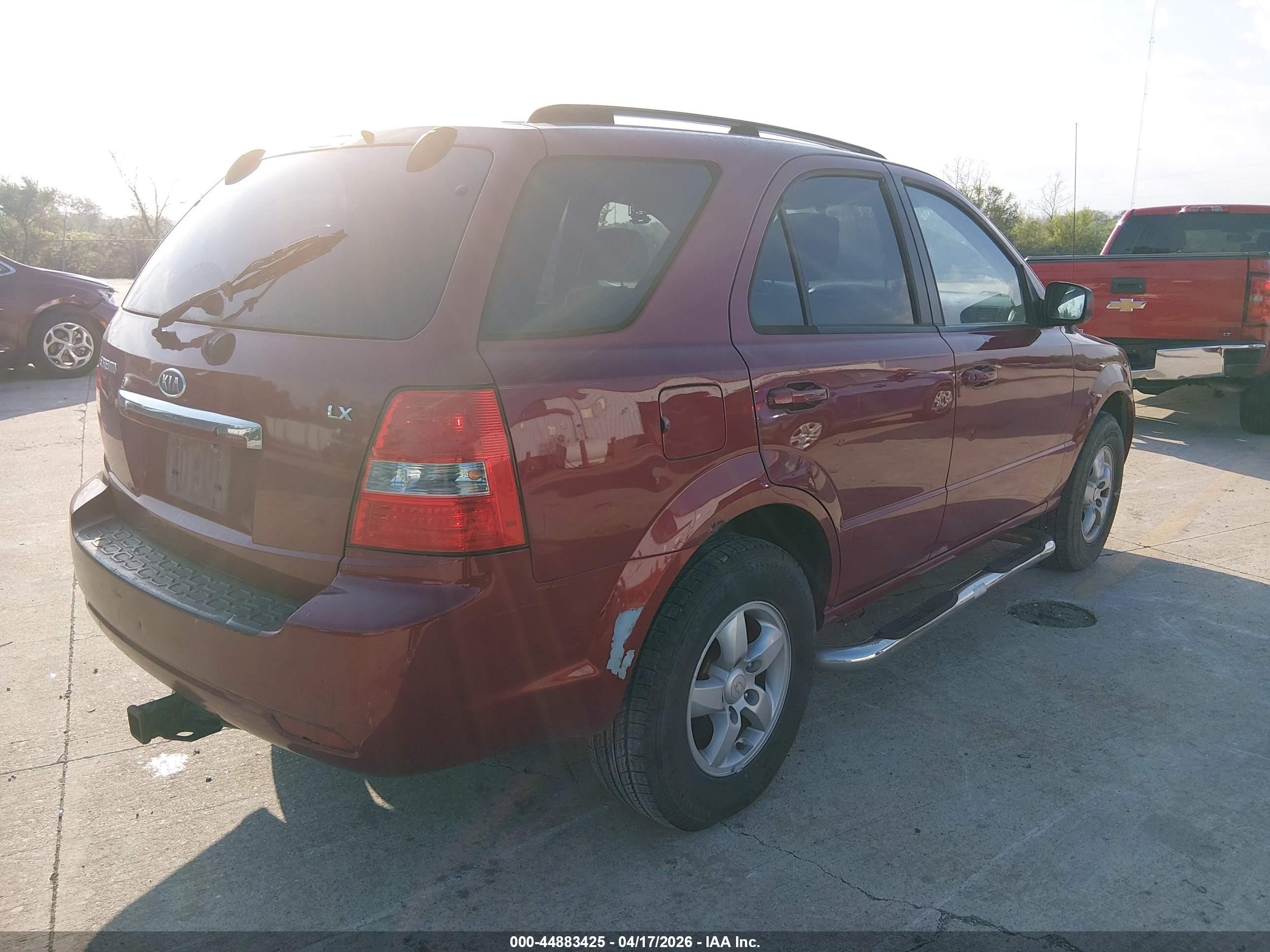 2008 Kia Sorento Lx Red vin: KNDJD735085808646
